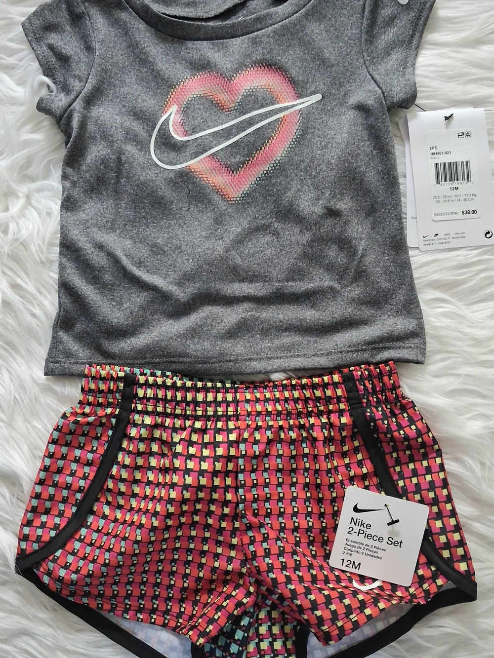 Girl's Nike 2 Piece Dri Fit Shorts &Shirt Set-Size 12M-NWT - Picture 1 of 2
